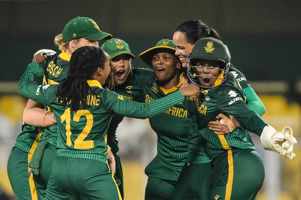 Wolvaardt's Century And Kapp's Mind Blowing Performance Cleared The Path To Final For South Africa .