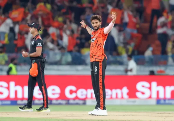 CSK Chase Fails as SRH Death Bowlers Perform Well .