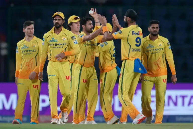 Bowlers and Samson Show Strong Performance in Playoff Push .