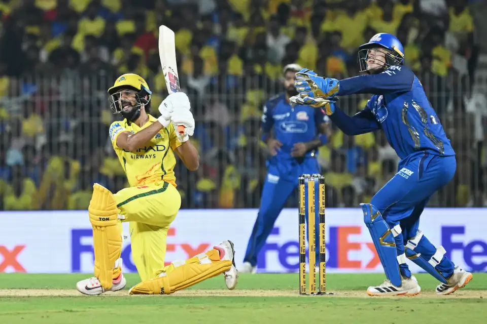 Ruturaj and Karthik's Classic Batting Display Helps Defeat Mumbai Indians .