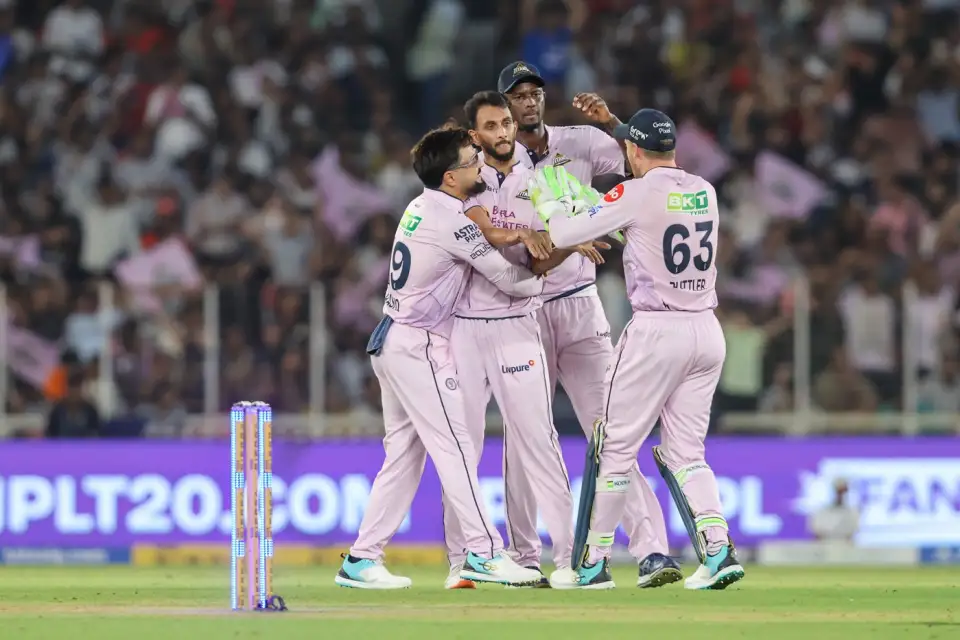 Gujarat Titans Move to Top After thrashing Sunrisers Hyderabad.